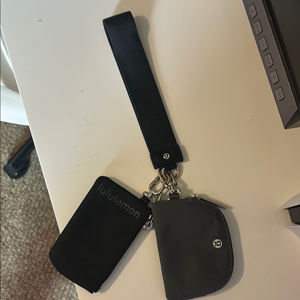 lululemon athletica Black Key & Card Holder